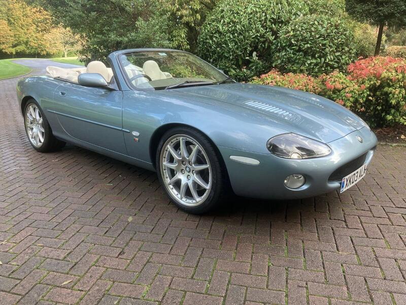 View JAGUAR XKR 4.2 V8 Convertible