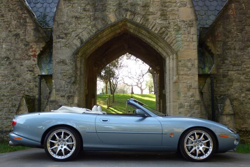 View JAGUAR XKR 4.2 V8 Convertible