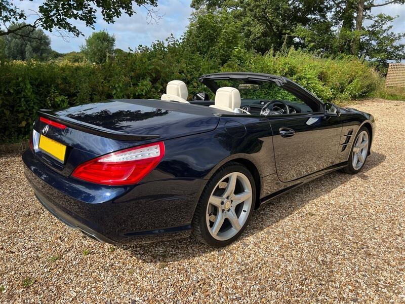 View MERCEDES-BENZ SL 400 Amg Sport