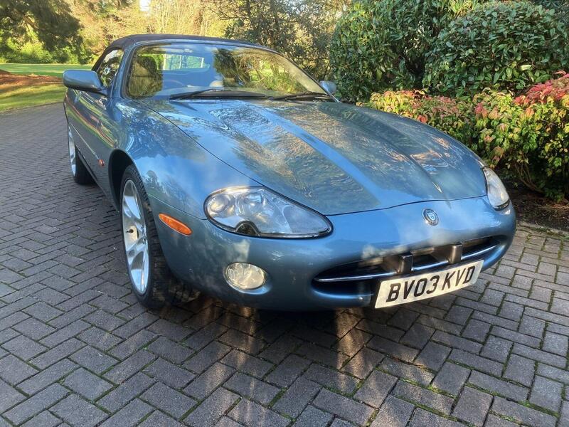 JAGUAR XK8