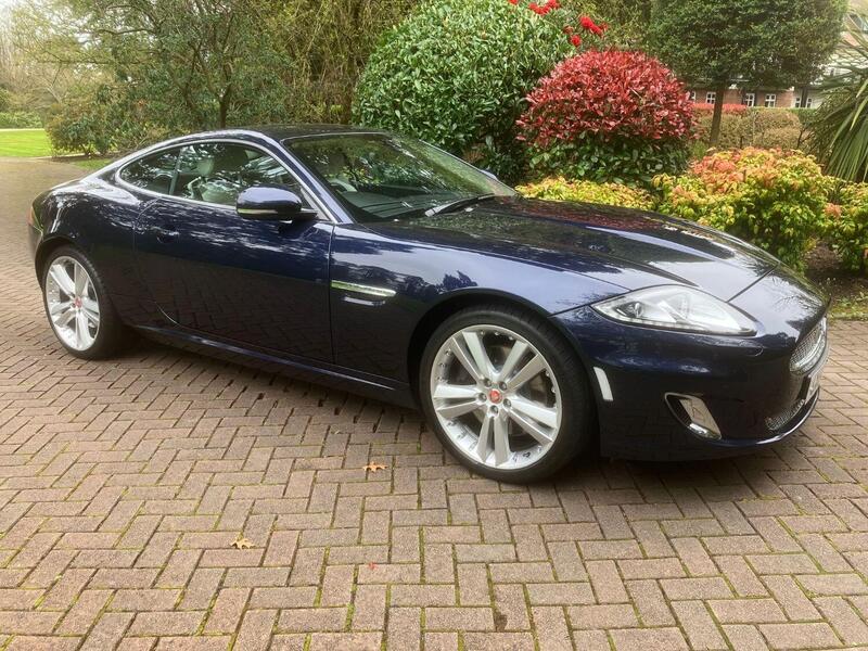 View JAGUAR XK 5.0 V8 Signature