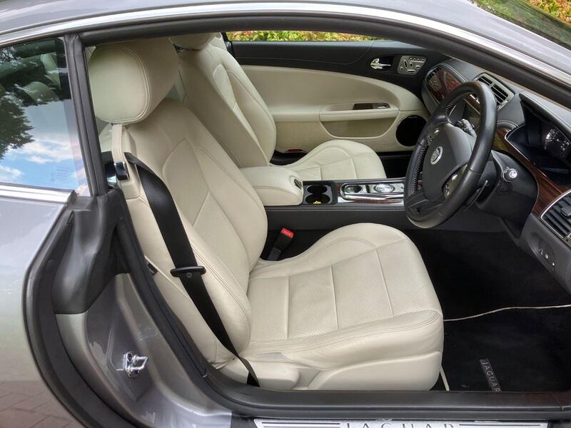 JAGUAR XK