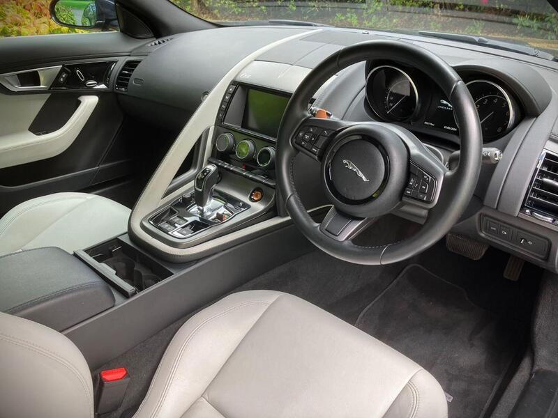 JAGUAR F-TYPE