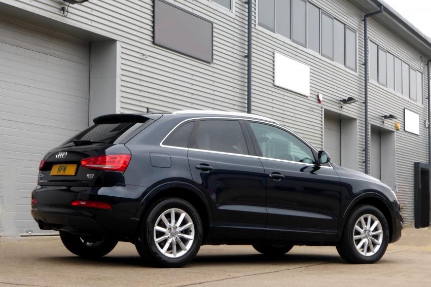 View AUDI Q3 2.0T 170Ps Quattro Se S-Tronic Automatic