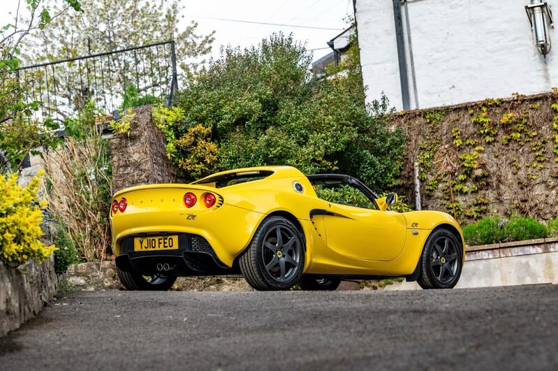 LOTUS ELISE
