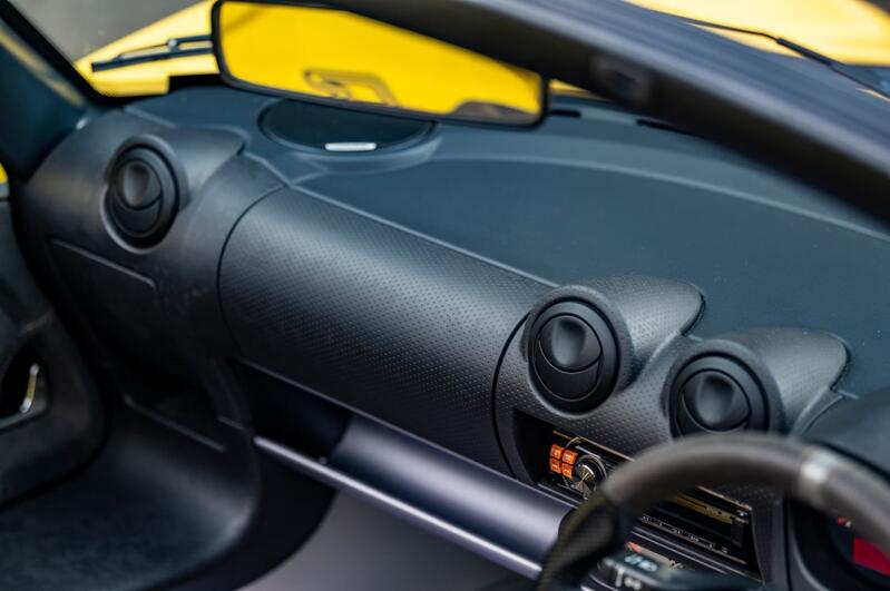 LOTUS ELISE