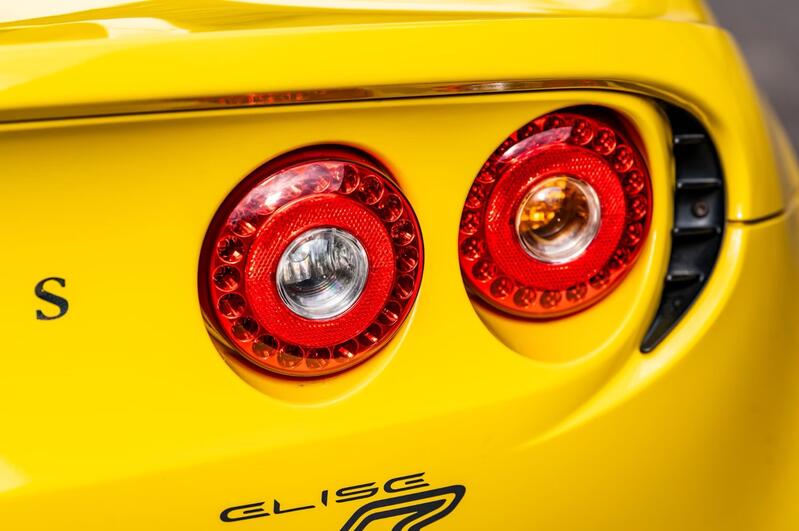 LOTUS ELISE
