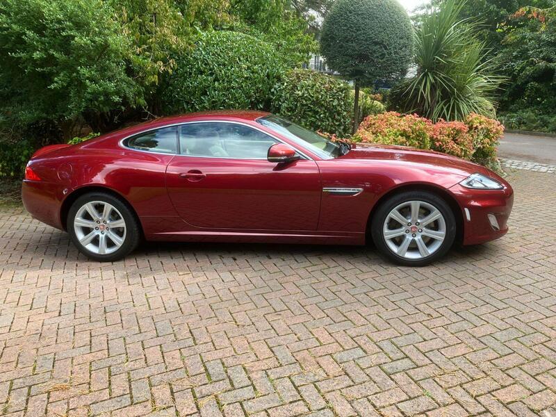 View JAGUAR XK 5.0 V8