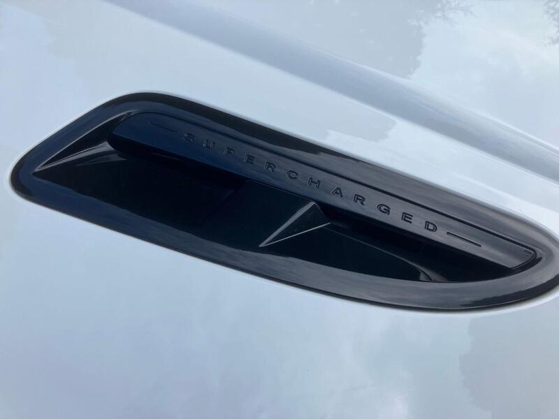 JAGUAR XKR