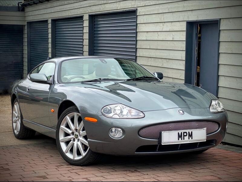 JAGUAR XK8