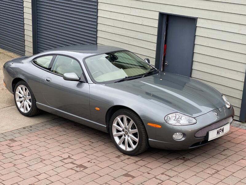 JAGUAR XK8