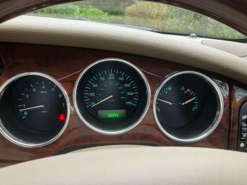 JAGUAR XK8