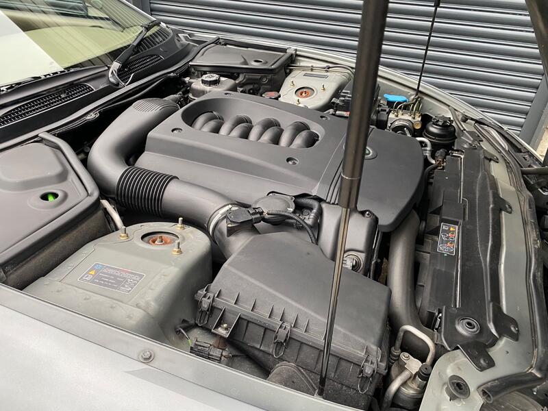 JAGUAR XK8