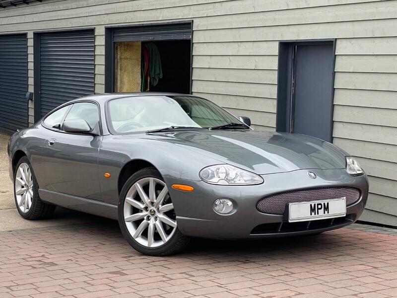 JAGUAR XK8