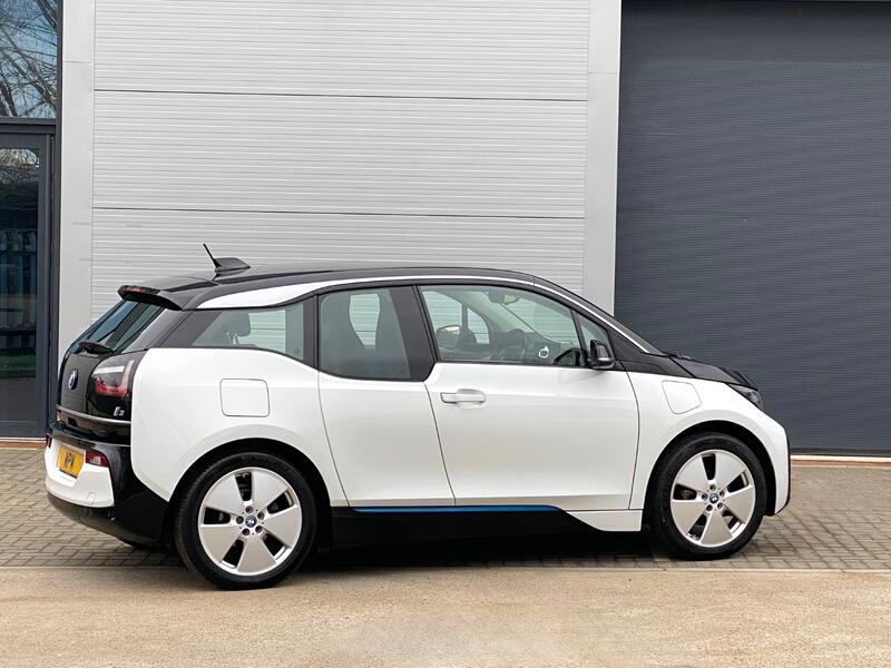 BMW I3