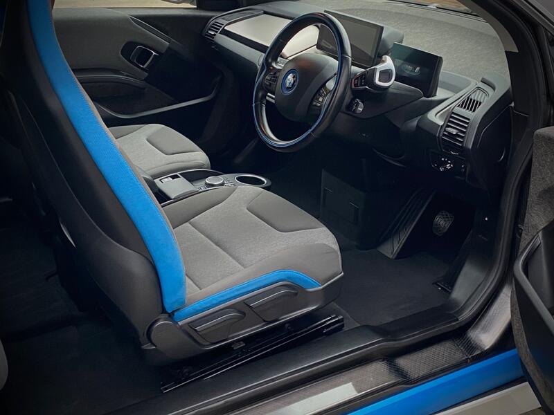 BMW I3
