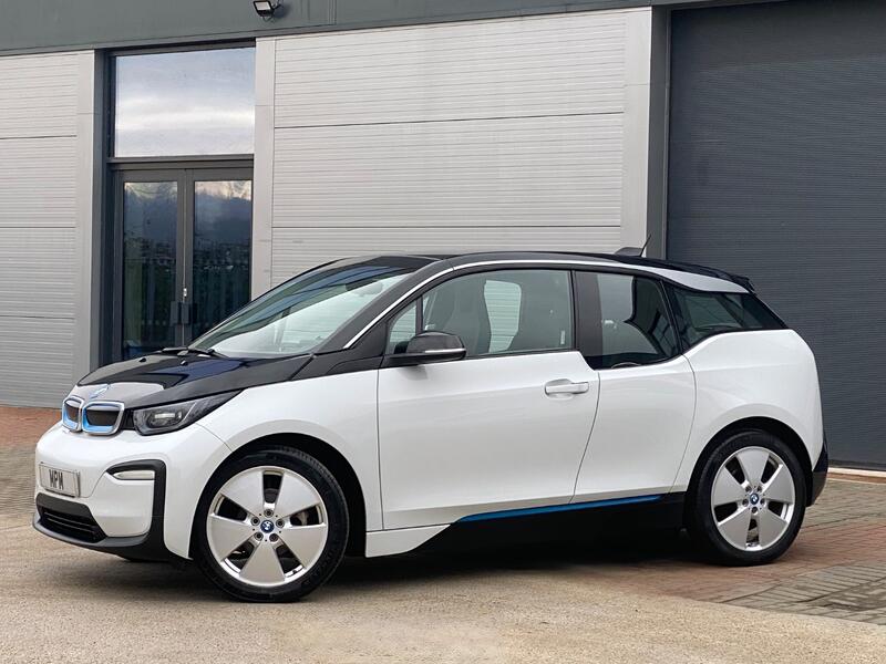 BMW I3