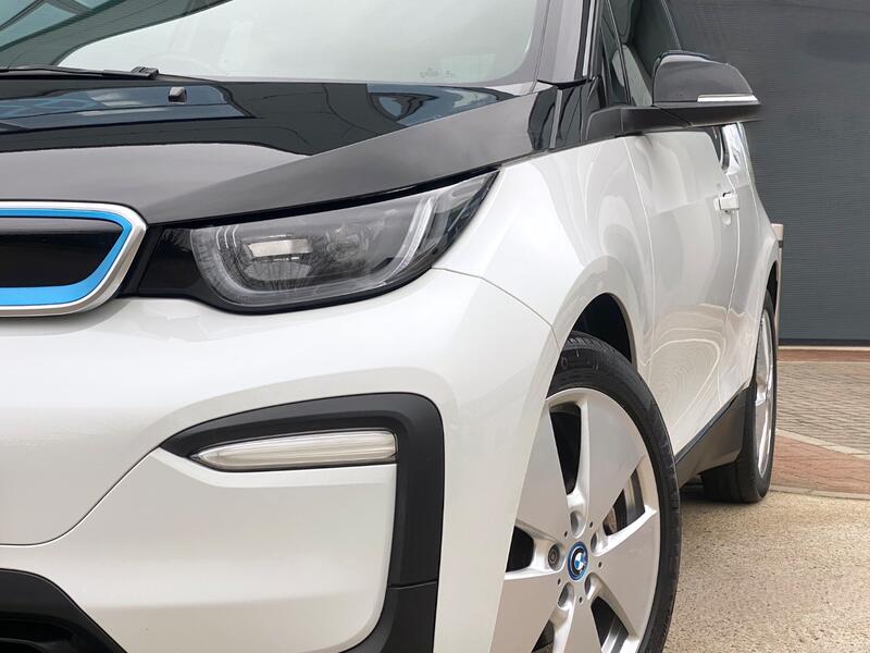 BMW I3
