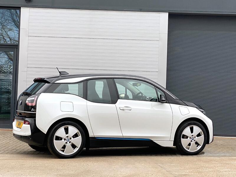 BMW I3