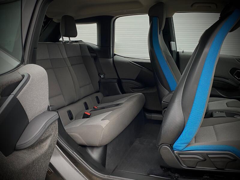 BMW I3