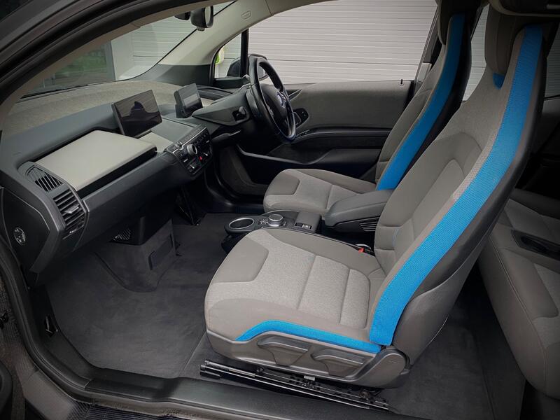 BMW I3