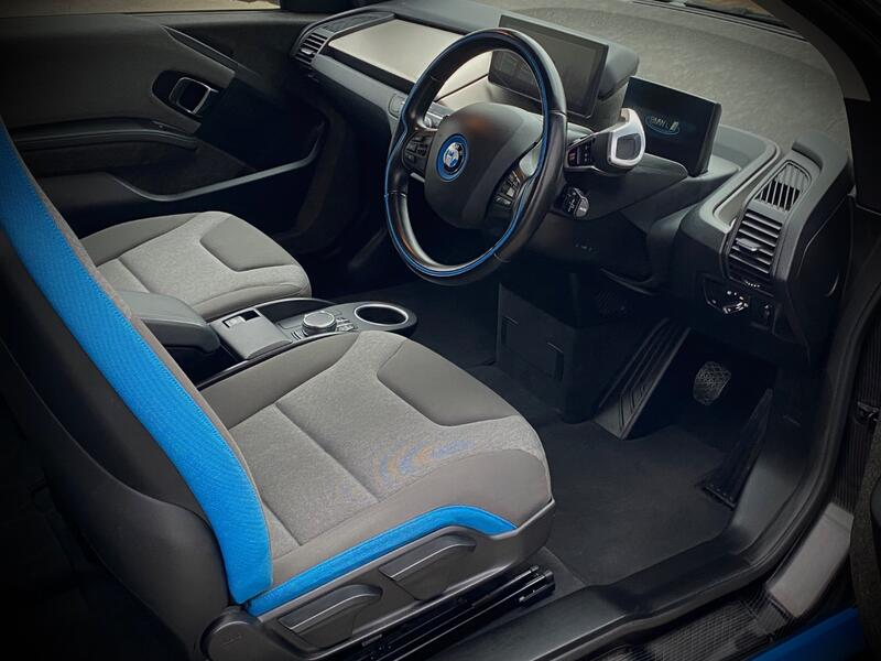 BMW I3