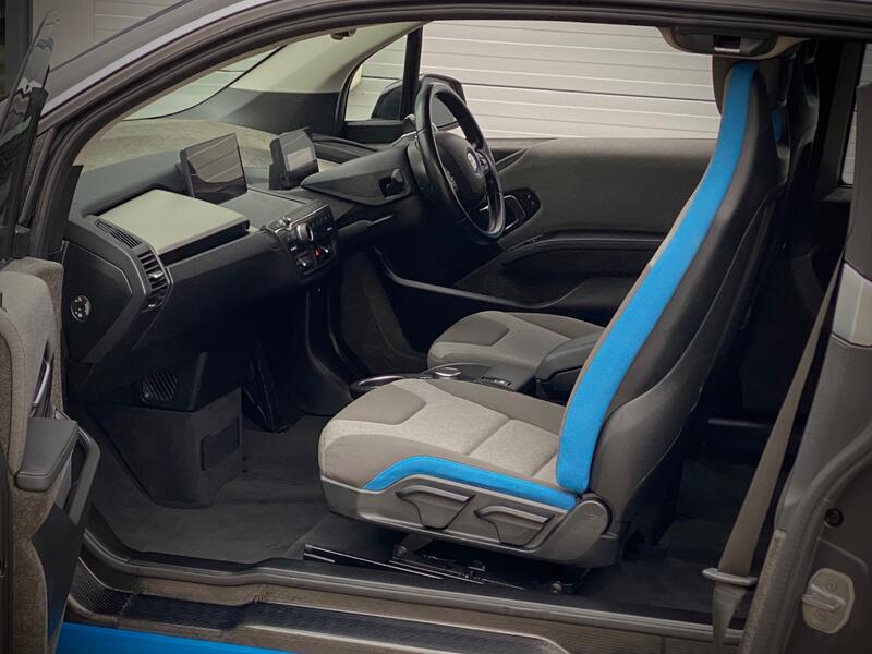 BMW I3