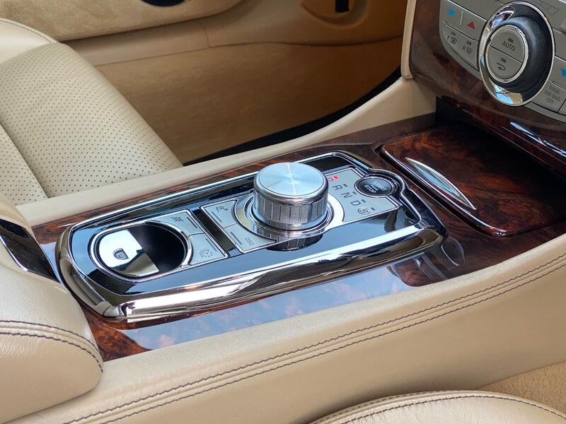 JAGUAR XKR