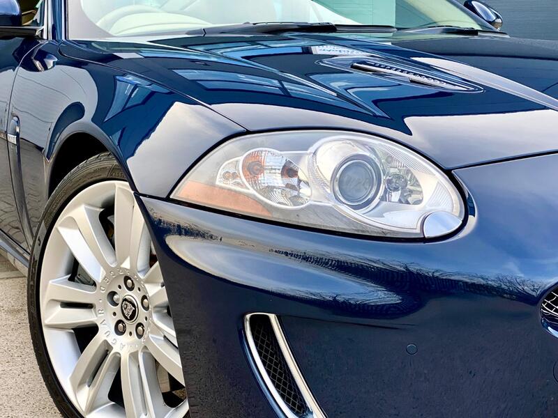 JAGUAR XKR