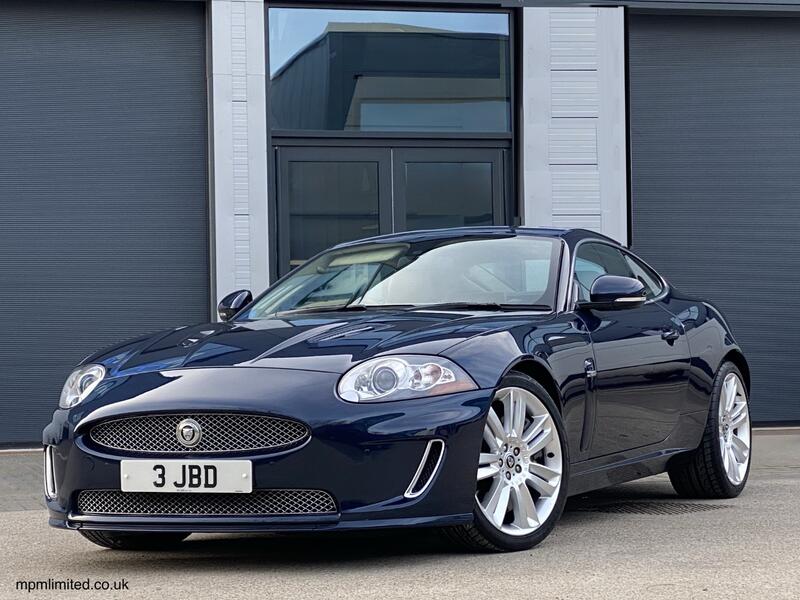JAGUAR XKR