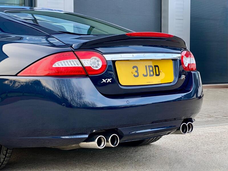 JAGUAR XKR