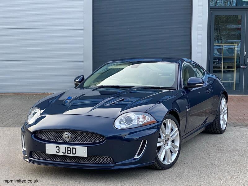 JAGUAR XKR
