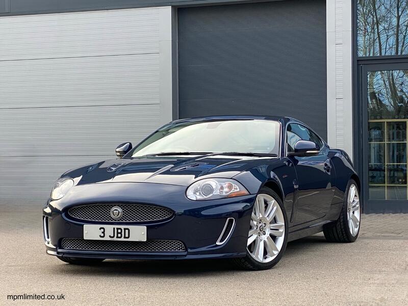 JAGUAR XKR