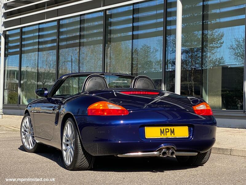 PORSCHE BOXSTER