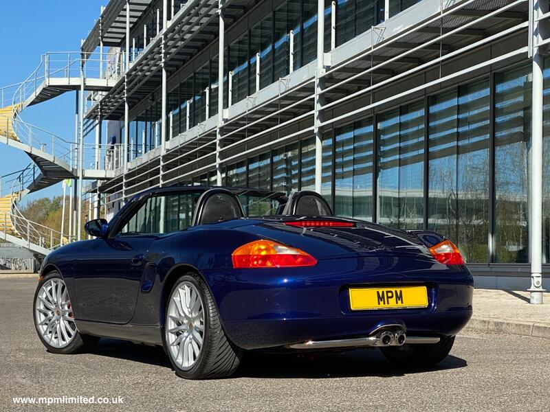 PORSCHE BOXSTER