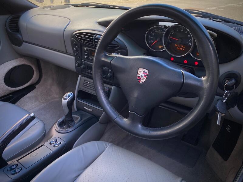 PORSCHE BOXSTER