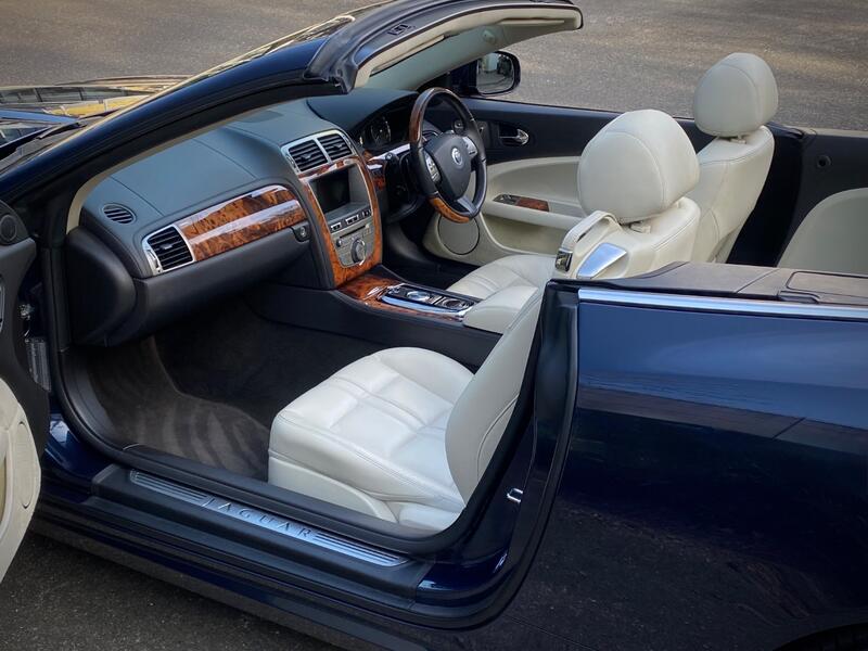 JAGUAR XK