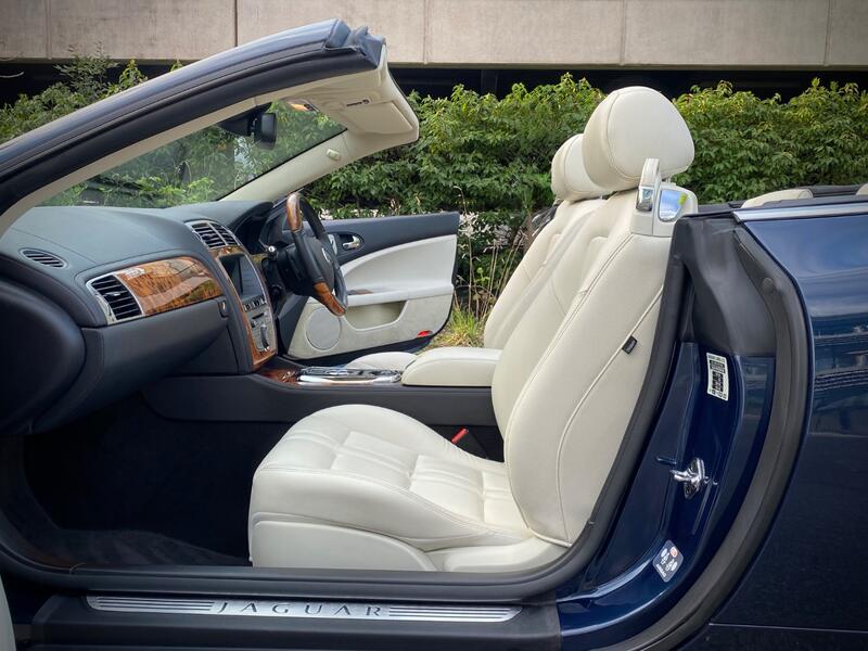JAGUAR XK