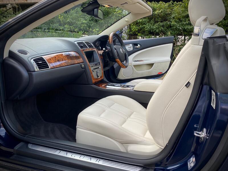 JAGUAR XK