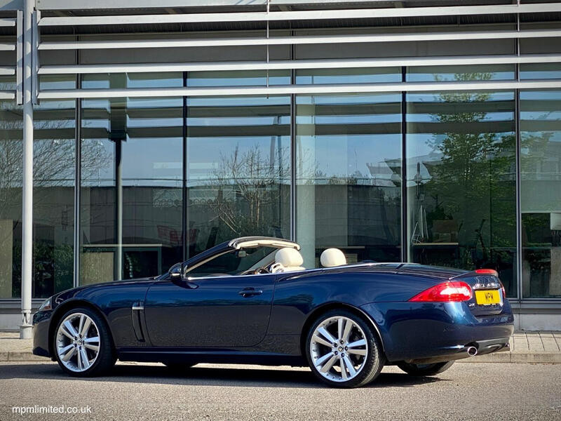 JAGUAR XK