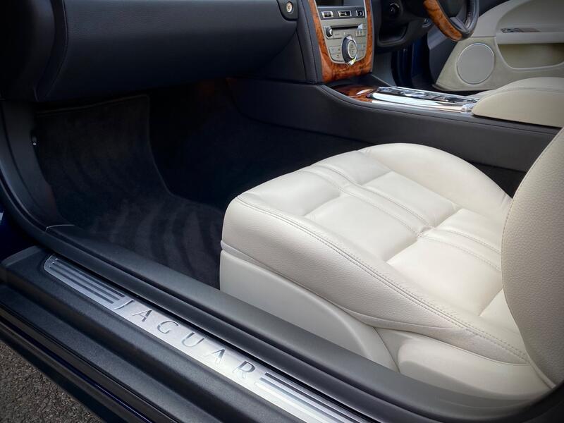 JAGUAR XK