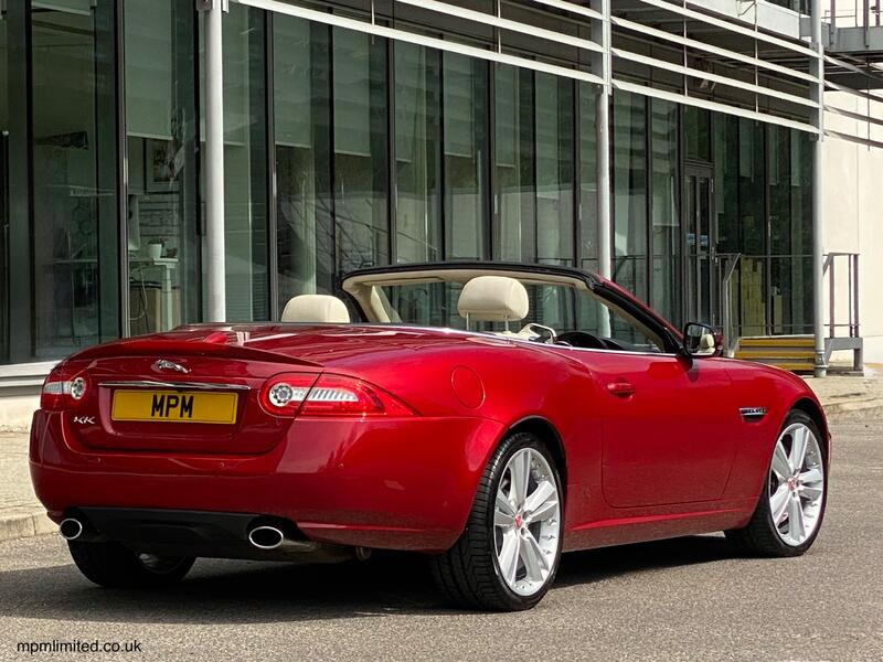 JAGUAR XK