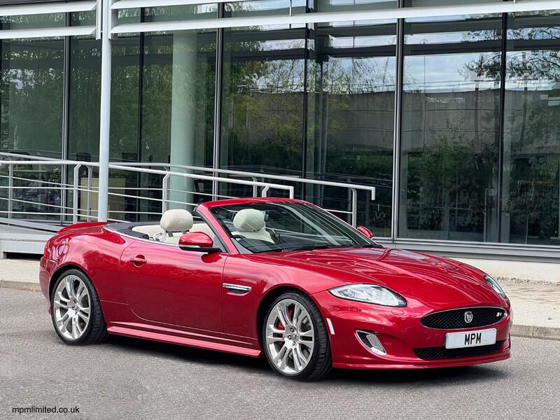 JAGUAR XKR