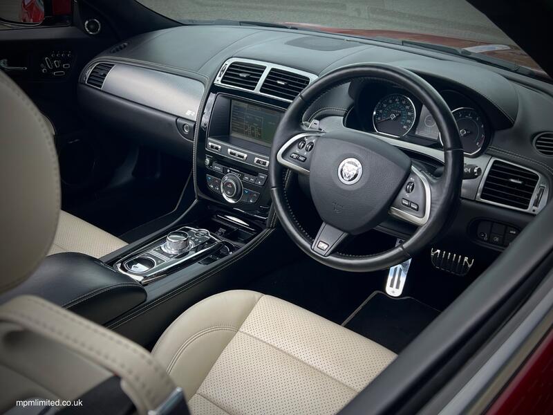 View JAGUAR XKR 5.0 V8