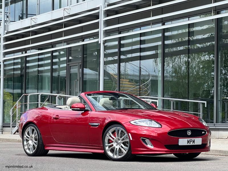 JAGUAR XKR