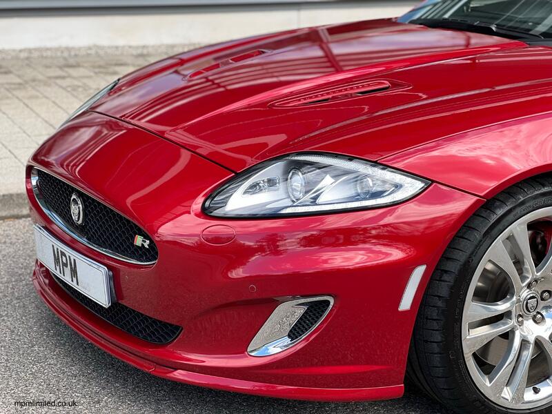 JAGUAR XKR