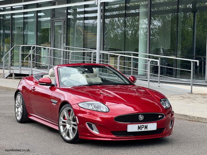 JAGUAR XKR