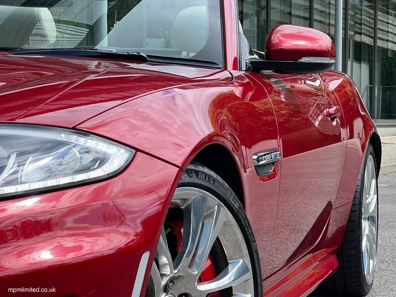 JAGUAR XKR