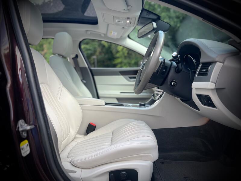 View JAGUAR XF 3.0 d V6 Portfolio Sportbrake