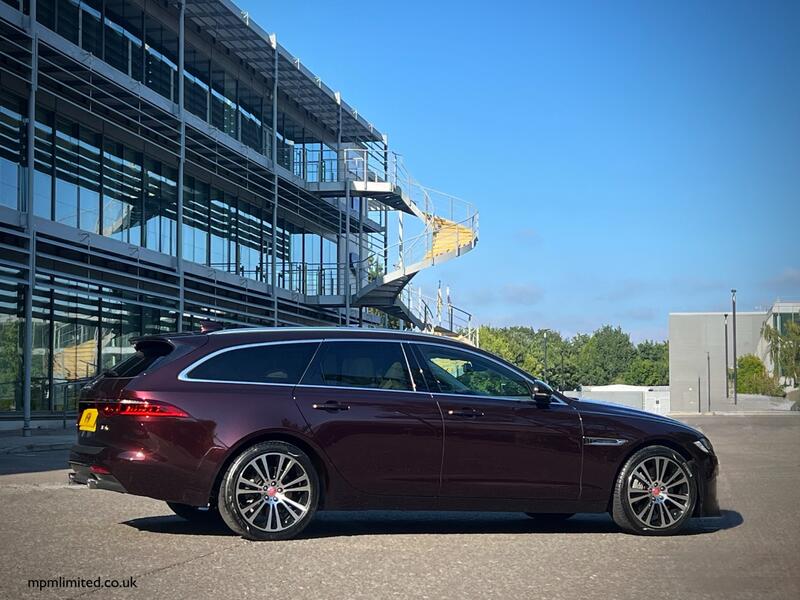 View JAGUAR XF 3.0 d V6 Portfolio Sportbrake
